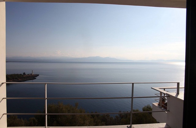 VILLA WITH PANORAMIC SEA VIEW 00000209760