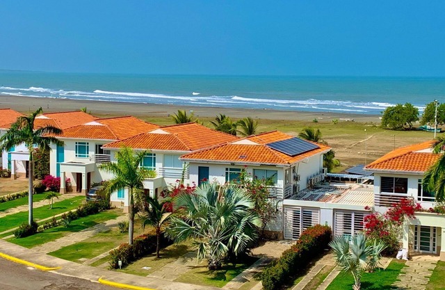 Villa With Pool 500 Meters From The Sea 5