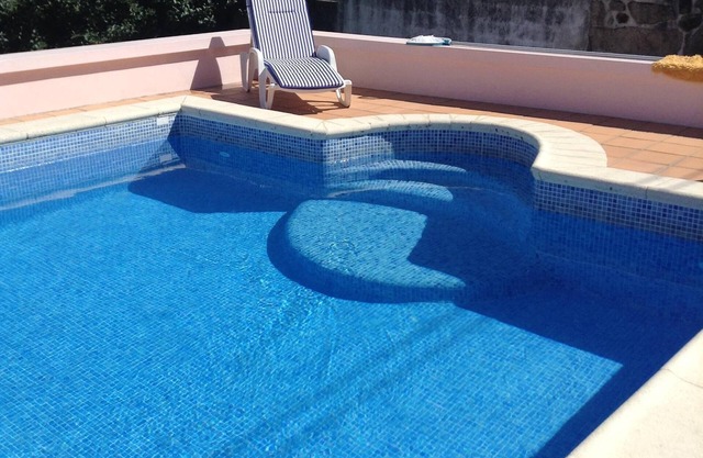 villa with pool antas