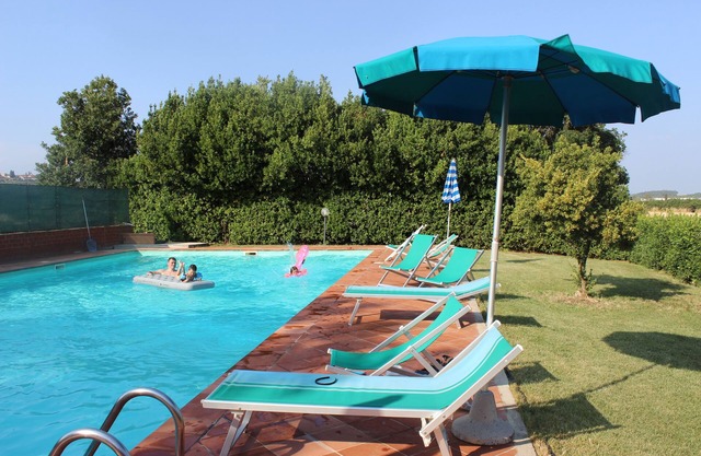 Villa with pool close to San Gimignano