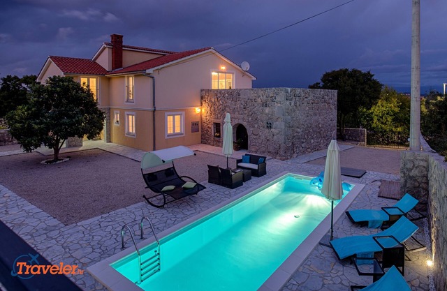 Villa with pool, children's playground, garden - TRAVELER Reiseburo Krk - ID 2138