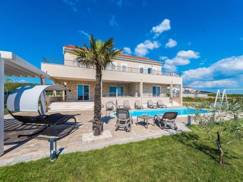 Villa with Private Heated Pool