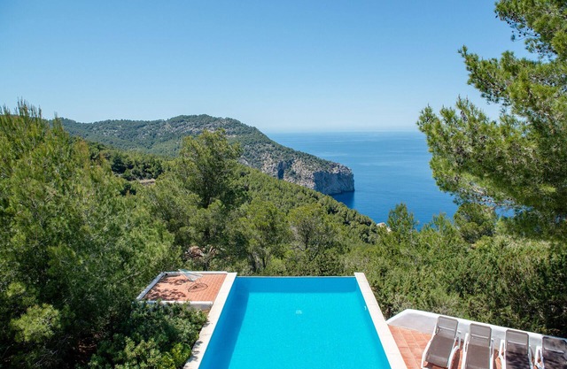 Villa with Private Pool and Spectacular Sea and Sunset Views near San Miguel