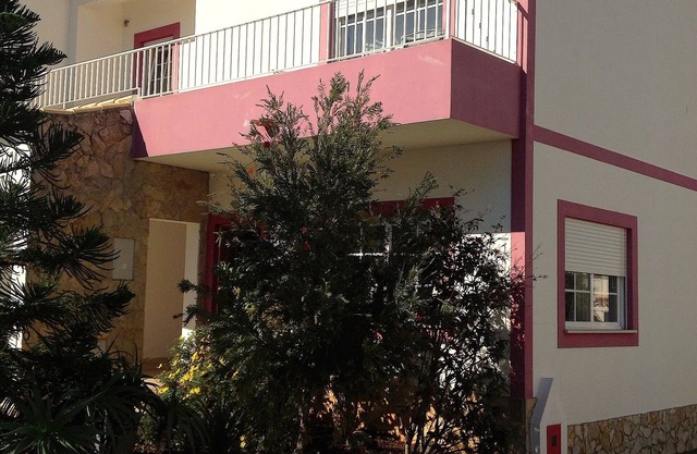Villa with Private Pool And Sea Views. Less than 10 mins walk to Amenities&Beach