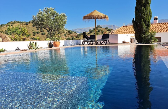 Villa with private pool, 10 people, 5 bathrooms