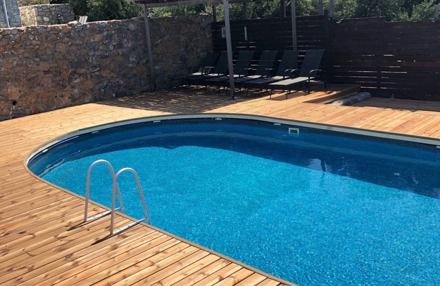 VILLA WITH PRIVATE POOL AND SPECTACULAR SCENIC VIEWS OF THE SEA AND MOUNTAINS