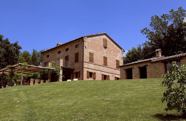 Villa With Private Pool Mountain Views, near Amandola, Ascoli Piceno, (Fermo)