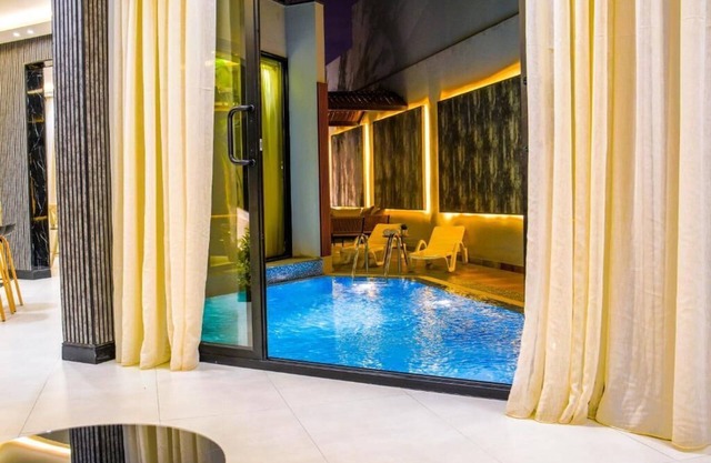 Villa with Private Pool 6