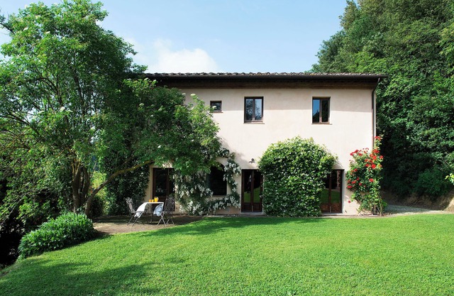 Villa with Private Pool And Garden, nestled in the Tuscan landscape