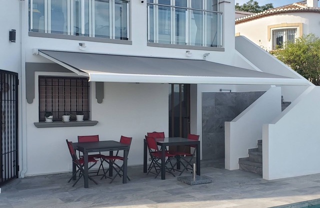 VILLA with two independent apartments sea view- 12 mn beach - Hiking -