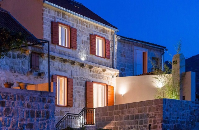Villa Zdenka - Five Bedroom Villa with Terrace