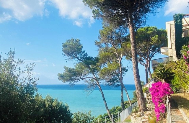 Villa Zoagli private access to the sea: Your Paradise on the Shore