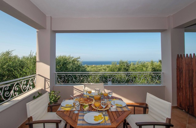 Villa Zoi - Immerse Yourself in Authentic Zakynthian Living among Olive Trees