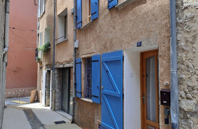 Village house with terrace in historic center