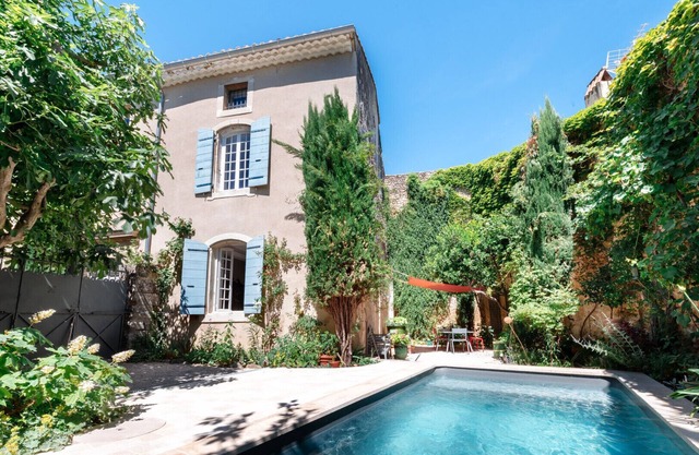 Village House with Pool for Rent – Suze-la-Rousse, Drôme Provençale