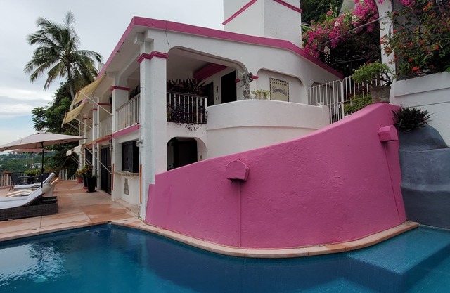 VillaParaisoAca with Beautiful View & Private Beach. Christmas Special.