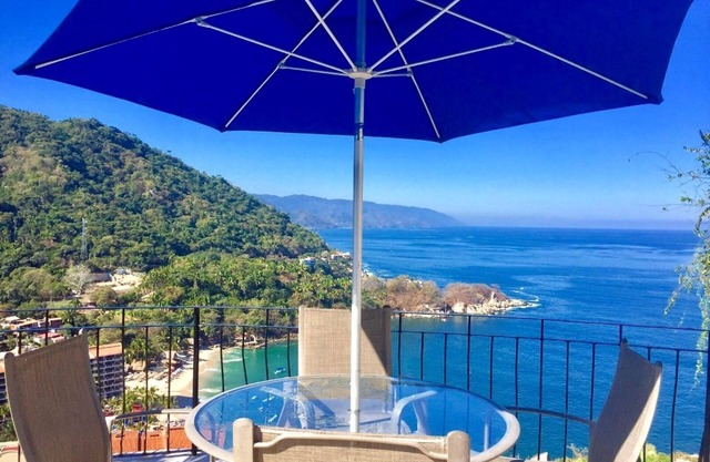 VILLAS ALTAS MISMALOYA PHA4 DREAM VIEW TO MISMALOYA BAY AND BEACH