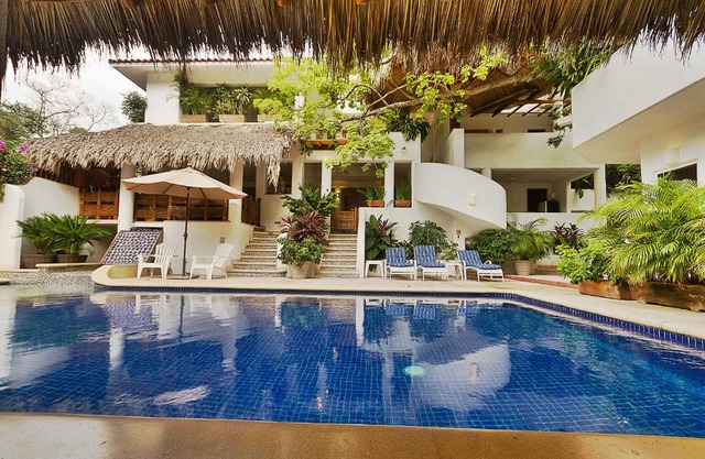 Villas Naomi