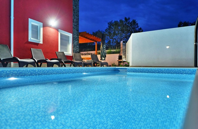 Villas With Swimming Pool, Jaccuzi, Sea View, 30m From The Adriatic Sea Dalmatia