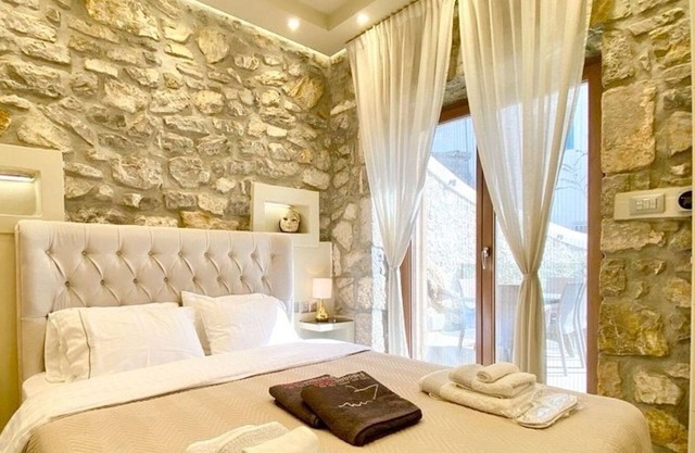Villasonboard Rock Villa 3bed Jacuzzi Seaside