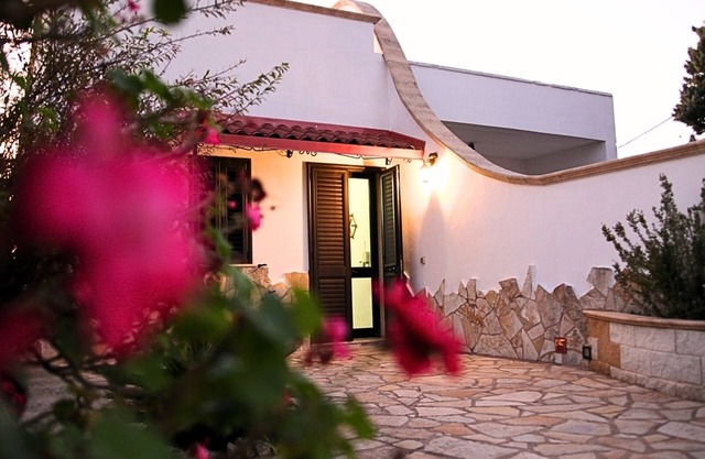 Villetta Lucia | Holiday Home in SalentoNature and Relaxation a stone's throw from the sea