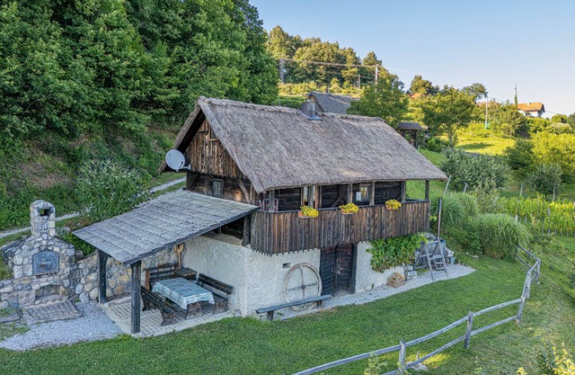 Vineyard Cottage Škatlar 1