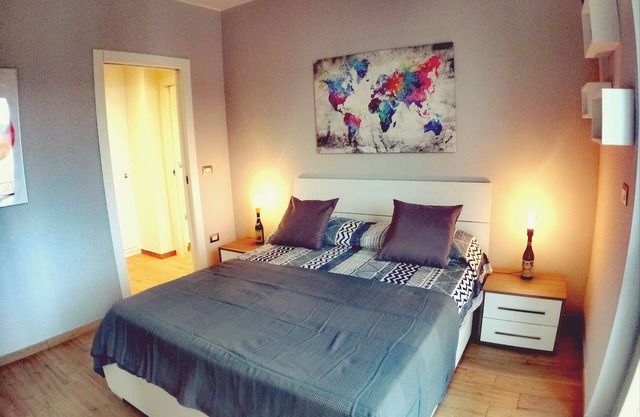 VINHOME -Your WINEderful stay in Alba. Apartment in the center of Alba