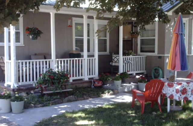 Vintage Bungalow In Heart of Town Durango