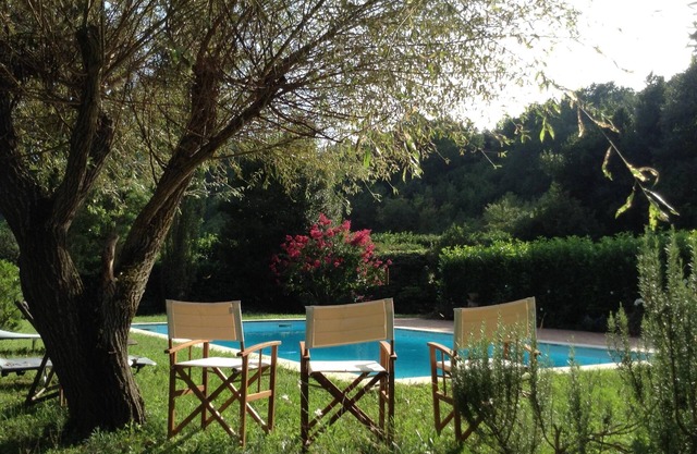 Visit Rome and then lie in salt water pool to cool down! 3 golf courses nearby