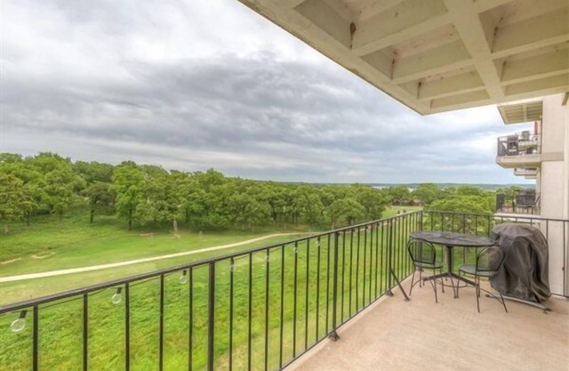 Vista Blue - 2BR/2BA Condo