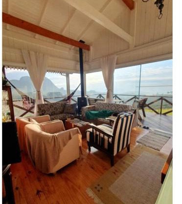 Vista da montanha. Casa inteira 6 pessoas.