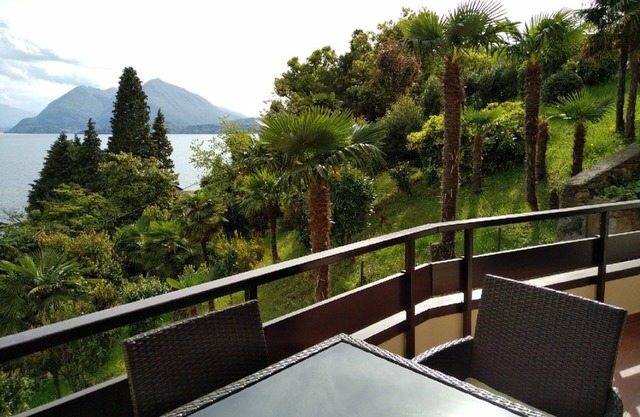 Vista Lago Due in centre of Stresa with terrace and superb view of lake and WiFi
