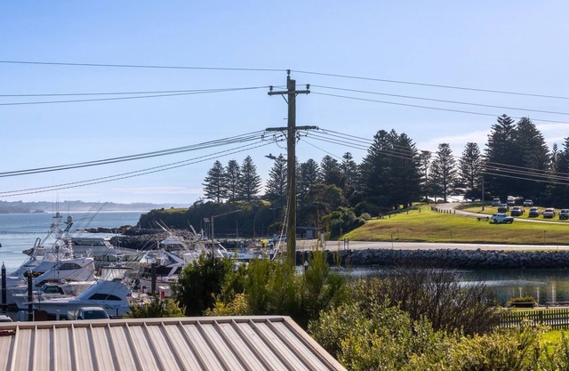Vista Marina 4 - Water views