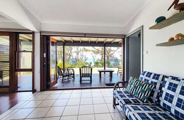 Vista Point - Your Waterfront Sanctuary Point Break