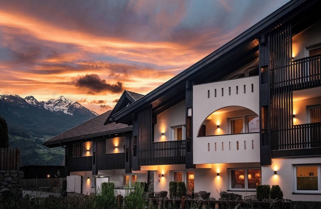 Vitaurina Royal Hotel