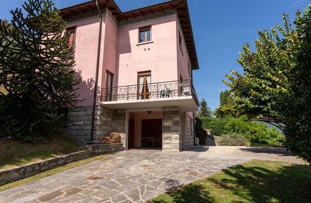 Vittoria by Interhome