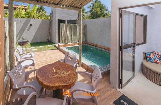 Viva o paraíso de Milagres nessa casa com piscina