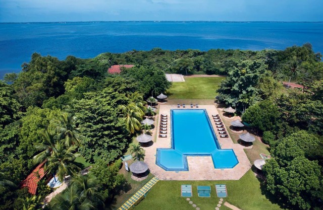 Vivanta Colombo, Airport Garden