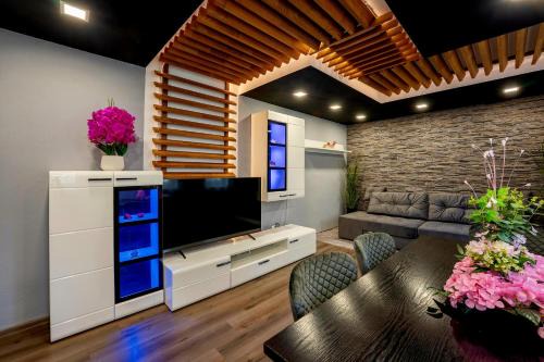 Vivien Apartment