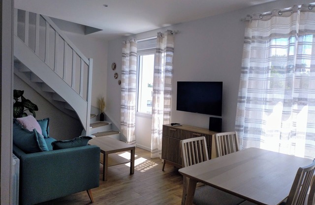 VKLS 3 2-bedroom apartment