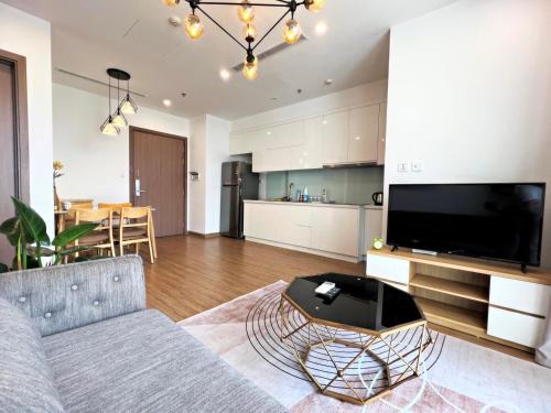 VNRooms - 2BR Vinhomes Skylake Apt Full Service