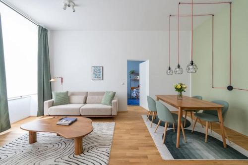 Vogue 2BR Suite, Near City Pulse by HM