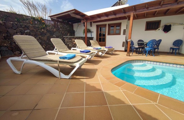 VolKKanrentals Villa Baljat