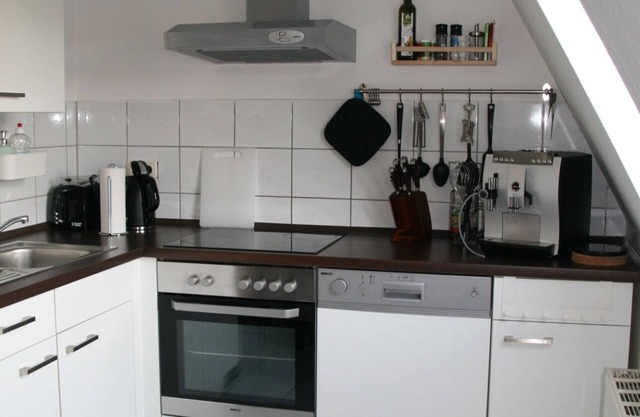 Voll Eingerichtetes Zentrales Apartment für Lange und Kurze Aufenthalte
