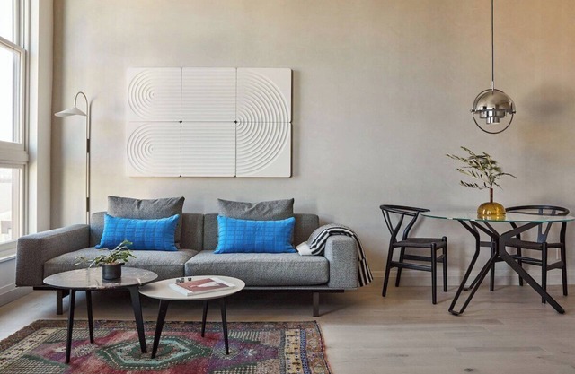 Voussoir Loft King Suite