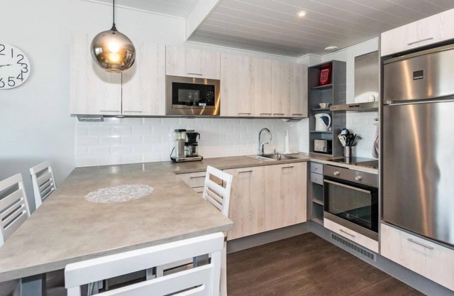 Vuorihuoneistot 608 by Interhome