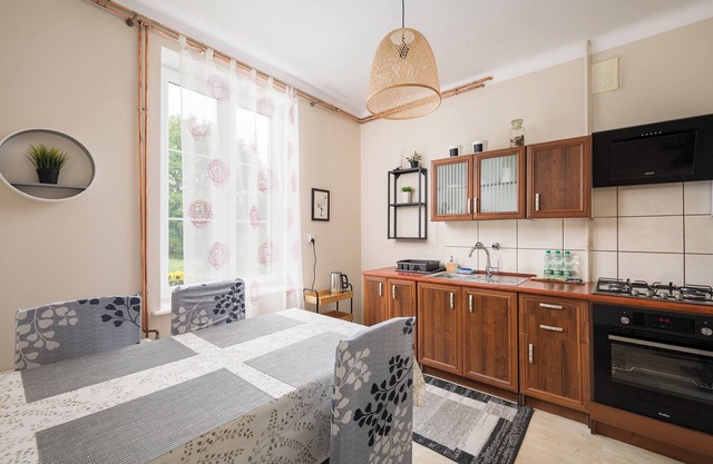 Włochy 3-Bedroom Apartment