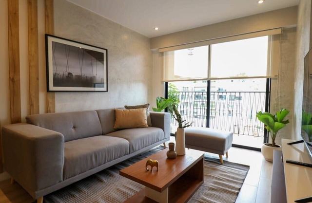 w* | Elegant 2BR with Balcony in Miraflores