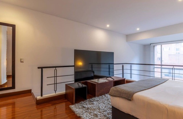 W* | Splendid 1BR Duplex in Chico