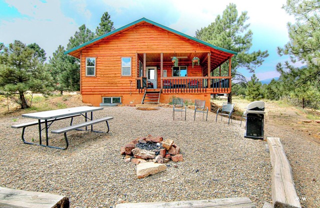 W-W: Long View "Safari" Cabin Overlooking Canyon!
